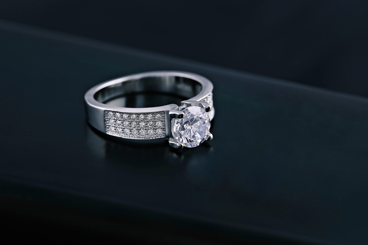How to Shop for Diamond Engagement Rings Without Overpaying